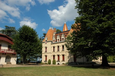 �t�����X�����@�Ғ��O���[�v