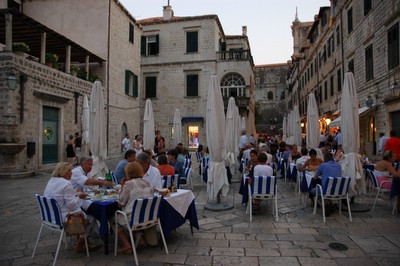 �N���A�`�A�̃h�u���u�j�N�ʐ^